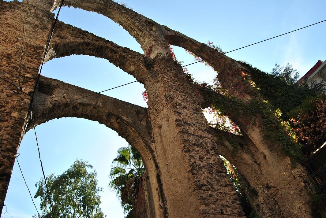 medieval aqueduct (9).jpg